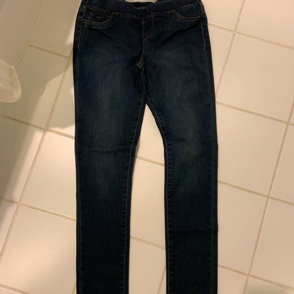 BRAND NEW cute dark wash denim jeans!